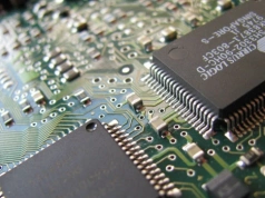 Zyski wystrzeliły, akcje spadły. Boom na AI to już za mało