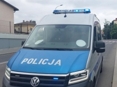 Dramatyczny wypadek motocyklisty w Rzeszowie. Walka o życie pod wiaduktem