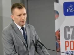 Bydgoski poseł w stowarzyszeniu byłego premiera. Czy popadnie przez to w niełaski prezesa Kaczyńskiego?