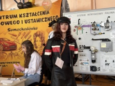 Rozpoczęła się „bitwa” o ósmoklasistów. Uczniowie wzięli udział w targach edukacyjnych