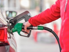 Eksperci: ceny paliw nadal będą spadać. Pb95 nawet za 5,90 zł/l