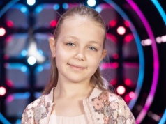 Nowy Sącz głosuje! 8-letnia Amelka podbija The Voice Kids – teraz wszystko w rękach mieszkańców