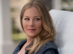 Christina Applegate trafiła do szpitala. Od lat walczy z nieuleczalną chorobą