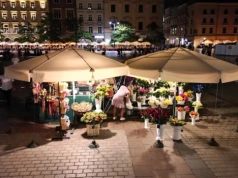 Presja ma sens. Kwiaciarki zostają na Rynku – przynajmniej do 2027 roku