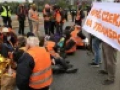 To koniec Ostatniego Pokolenia. Aktywiści odtrąbili wielki sukces.