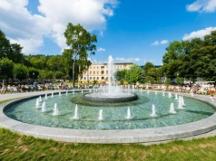 Polskie uzdrowisko bije rekordy. Takie atrakcje przygotowało na majówkę