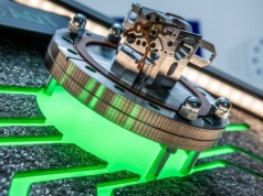 Debiut na GPW przyciąga inwestorów. Europa goni USA w wyścigu kwantowym