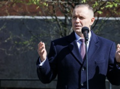 Prezydent Karol Nawrocki nie żałuje weta. Oskarża rząd Donalda Tuska o kryzys