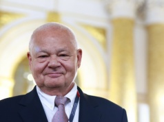 Szef NBP dokonał inspekcji polskiego złota. Adam Glapiński w skarbcu Fed