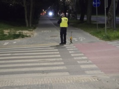 Potrącony rowerzysta trafił do szpitala. Nie zauważył go kierowca audi