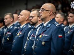 Komendant cieszyńskiej policji uczestniczył w ślubowaniu – do służby przyjęto 11 nowych funkcjonariuszy