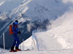 Na Kasprowym Wierchu ponad metr śniegu. Wciąż można jeździć na nartach