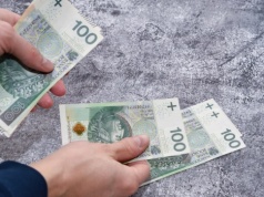 Polacy od dawna czekają na tę ulgę. Podatek szybko nie zniknie