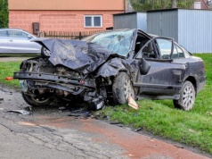 Dwie osoby ranne po zderzeniu w Międzybrodziu Bialskim – ZDJĘCIA