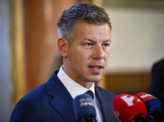 Magyar nie zrobi wszystkiego co chce Leyen, ale euro wprowadzi