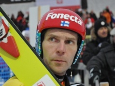 Janne Ahonen był świetnym skoczkiem narciarskim. Rekordu świata nie podbił, nie ustał próby na 240 m. Był wtedy… pod wpływem alkoholu