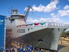 Europejskie państwo buduje „lotniskowiec” za pieniądze z KPO