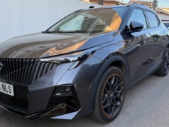 W Hiszpanii już hit, teraz wchodzi do Polski. Ten SUV za 124 900 zł występuje pod różnymi nazwami