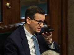 Morawiecki odpiera zarzuty. Zapowiedział spotkanie z Kaczyńskim