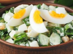 Dodaj do sałatki, póki trwa sezon. Dobrze działa na stawy i pomaga obniżać ciśnienie