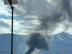 Pożar na składowisku odpadów w Kostrzyca. Płoną opony i gabaryty. Kłęby dymu nad regionem.