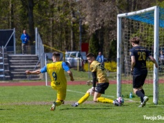 Remis z liderem przy Gajowej