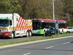 Nowoczesne autobusy w Lublinie. Jeden z nich już został zholowany do zajezdni