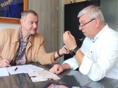 Dzień otwarty w Zespole Szkół nr 2 w Koluszkach. Studio plenerowe Radia Łódź