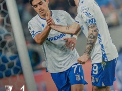 Piłka nożna: Lech Poznań – Pogoń Szczecin 2:1. Kolejorz wygrywa po trudnej końcówce w Ekstraklasie