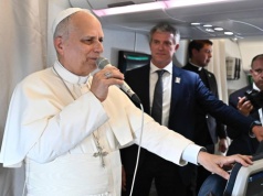 Papież Leon XIV odpowiada Trumpowi. "Nie jest w moim interesie"