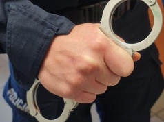 Wpadł przez… zakup narzędzi. 51-latek zatrzymany po włamaniu na plac budowy