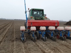 Poprzeczniaki na początku czy na końcu siewu? To zależy