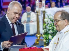 Varga: To mogłaby być ozdoba toruńskiej kolekcji Rydzyka. Dlatego ubolewam nad upadkiem władzy Sasina