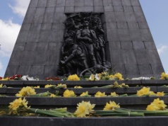 Zawyją syreny dla upamiętnienia powstania w getcie. "Charakter symboliczny i techniczny"