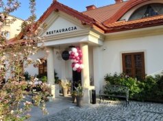 Restauracja „Różana” w Tarnowie kusi smakiem i bogatą historią