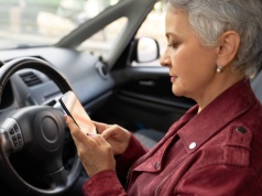 Uwaga na fałszywe wezwania do zapłaty mandatów za wykroczenia drogowe