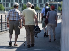 Coś niepokojącego dzieje się w Niemczech. Pracują nawet po 70. roku życia