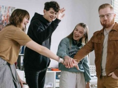 Pokolenie Z odrzuca stary układ. Nie chodzi o zwykły bunt 