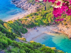 Korfu w majowym wydaniu 🌊☀️ Loty z Warszawy i 3 noce na greckiej wyspie za 629 PLN