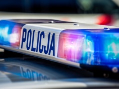 Auto uderzyło w ciągnik. Tragiczny wypadek w Klonowej