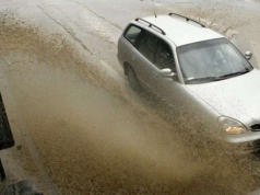 Służby ostrzegają przed ulewami i burzami! Alerty IMGW dla dziewięciu województw