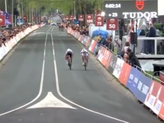 Zażarta walka na mecie. Polka na podium legendarnego wyścigu