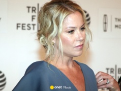Christina Applegate trafiła do szpitala. Jej stan się pogarsza. "Wiemy, że jutro może jej nie być"