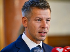 Sytuacja bez precedensu. Pilne rozmowy Komisji Europejskiej z Węgrami