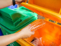 Będzie widać, kto nie segreguje. Od 1 maja specjalne kody na workach na śmieci