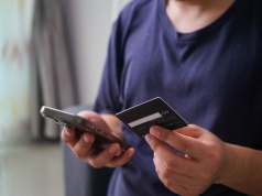 Wpisujesz to w przelewie? To jakbyś sam na siebie doniósł. Adwokatka: Możemy się narazić