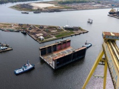 Zwodowano moduł doku pływającego w Stoczni Szczecińskiej "Wulkan"