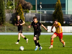 Prowadzili do przerwy i znowu przegrali. Kolejny bolesny wieczór Broni