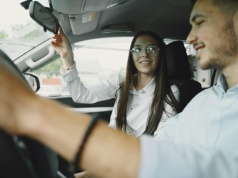 Jak wybrać szkołę jazdy w Krakowie? Na co zwrócić uwagę, zanim zapiszesz się na kurs?