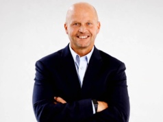 Amerykański szef marki Hyundai przechodzi do Stellantis. Ma pomóc zwiększyć sprzedaż